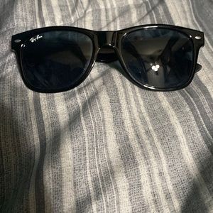 Ray ban sunglasses